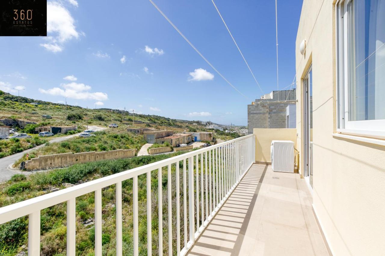 Lux Sea Front Penthouse With Breathtaking Views In St Pauls By 360 Estates Leilighet San Pawl il-Baħar Eksteriør bilde