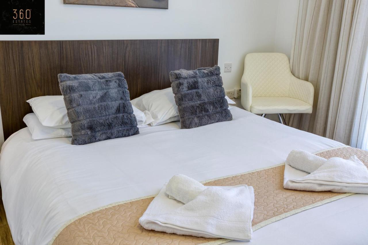 Lux Sea Front Penthouse With Breathtaking Views In St Pauls By 360 Estates Leilighet San Pawl il-Baħar Eksteriør bilde