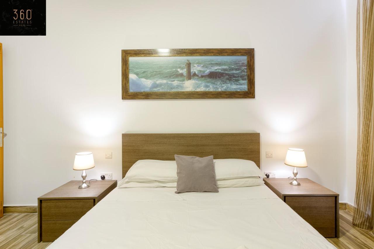 Lux Sea Front Penthouse With Breathtaking Views In St Pauls By 360 Estates Leilighet San Pawl il-Baħar Eksteriør bilde