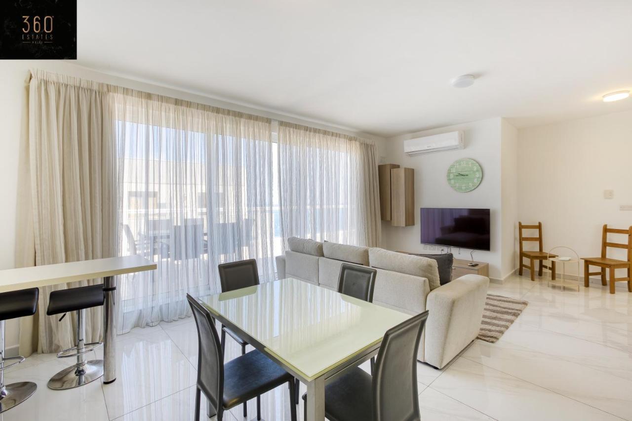 Lux Sea Front Penthouse With Breathtaking Views In St Pauls By 360 Estates Leilighet San Pawl il-Baħar Eksteriør bilde